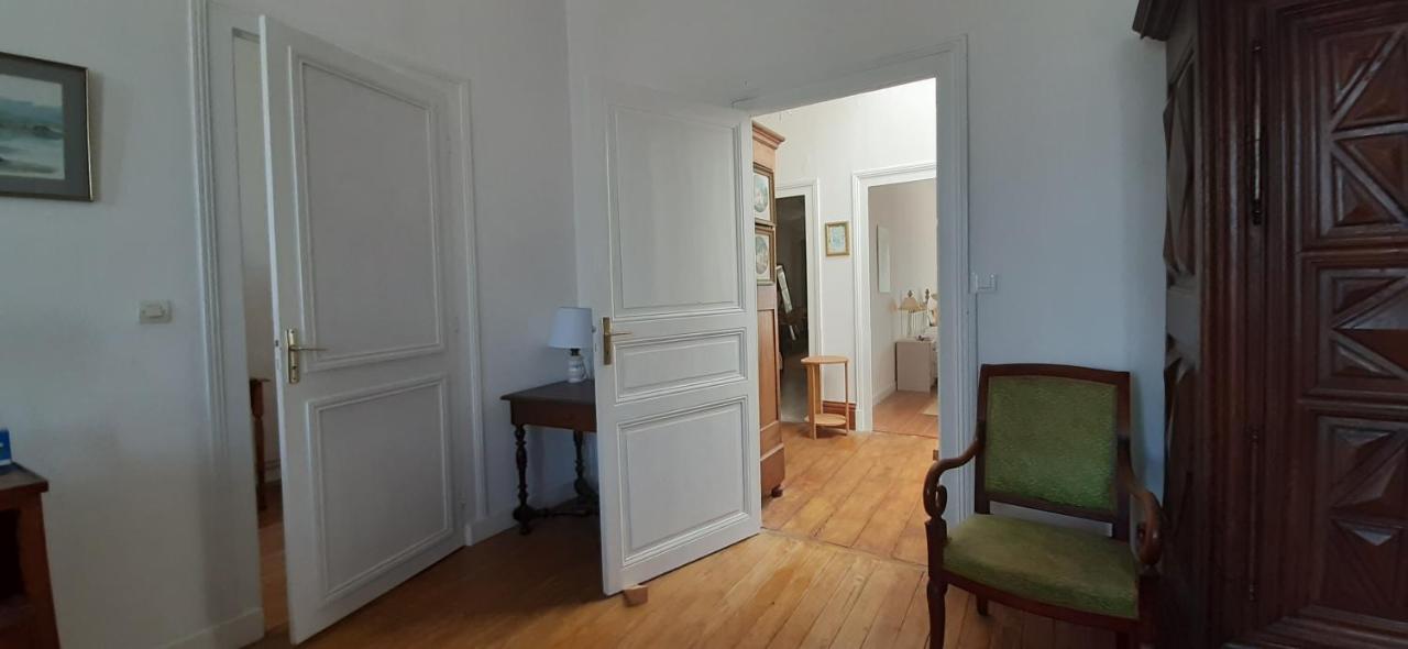 La Maison Du Port Mortagne-sur-Gironde Ngoại thất bức ảnh